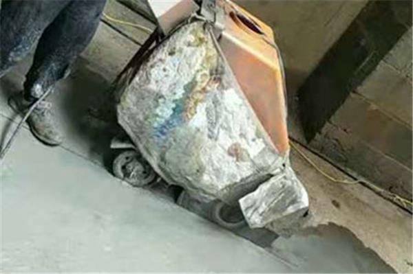 路面切割拆除用什么機械設備？